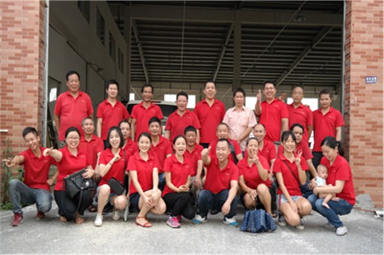 老厂搬迁，全体参观新厂房