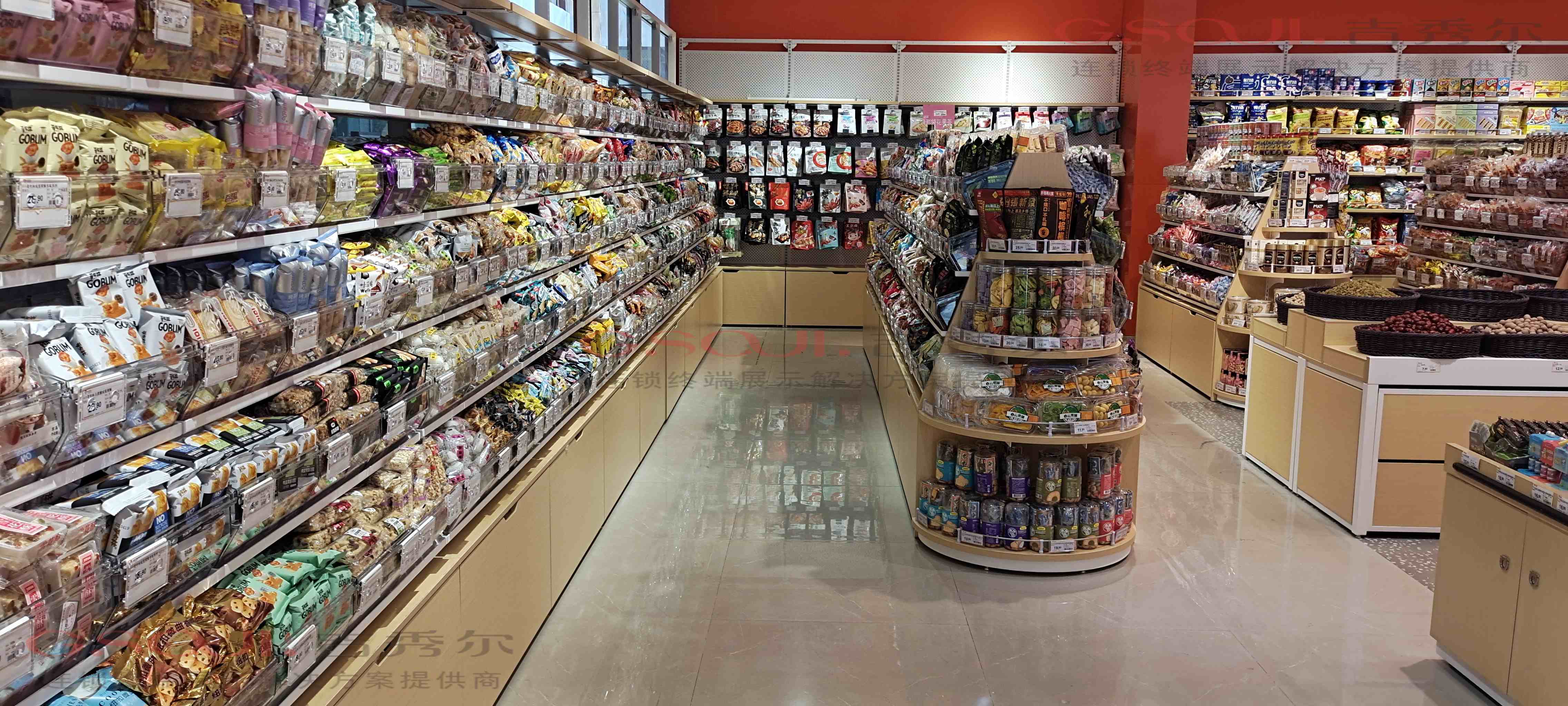 零食店货架